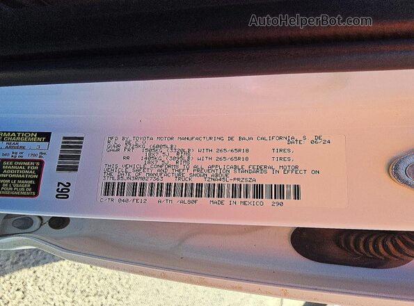 3TMLB5JN3RM027363 2024 TOYOTA TACOMA White Widok komory silnika