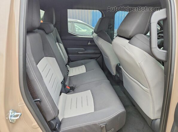 3TMLB5JN3TM227800 2026 TOYOTA TACOMA Tan Vista de los asientos traseros