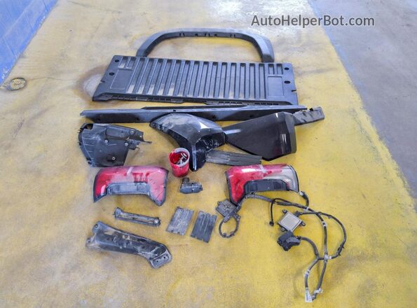 3TMLB5JN4SM107695 2025 TOYOTA TACOMA Black Widok naklejki z numerem VIN