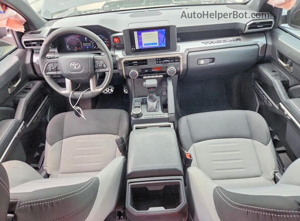 3TMLB5JN4SM151017 2025 TOYOTA TACOMA Gray Առջևի վահանակի տեսք