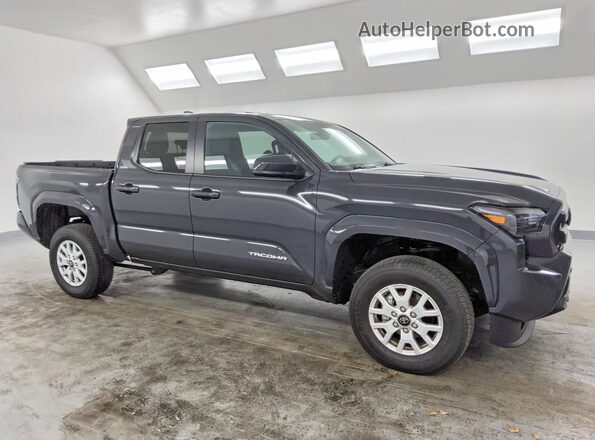 3TMLB5JN4TM229300 2026 TOYOTA TACOMA Gray Delantero derecho