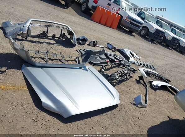 3TMLB5JN4TM258232 2026 TOYOTA TACOMA Silver ხელსაწყოთა პანელის ხედი