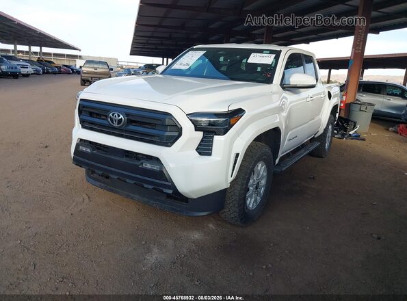 3TMLB5JN5TM233162 2026 TOYOTA TACOMA White Vista tres cuartos delantera izquierda