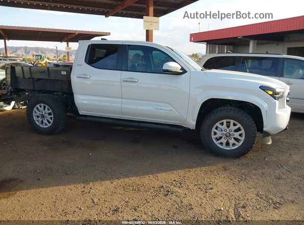 3TMLB5JN5TM233162 2026 TOYOTA TACOMA White Vista interior de 360 grados