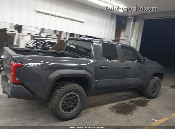 3TMLB5JN5TM295676 2026 TOYOTA TACOMA Серый Вид задней части салона
