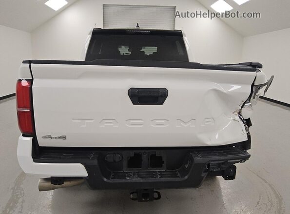 3TMLB5JN6RM000951 2024 TOYOTA TACOMA White 