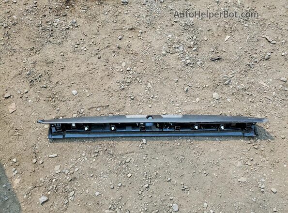 3TMLB5JN6RM079103 2024 TOYOTA TACOMA Silver Widok komory silnika