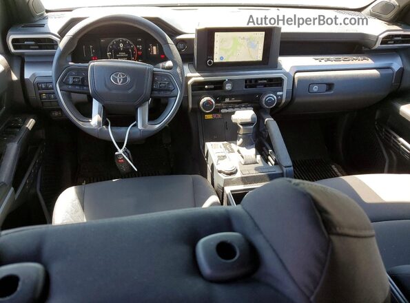 3TMLB5JN6SM168174 2025 TOYOTA TACOMA Gray Вид панелі приладів