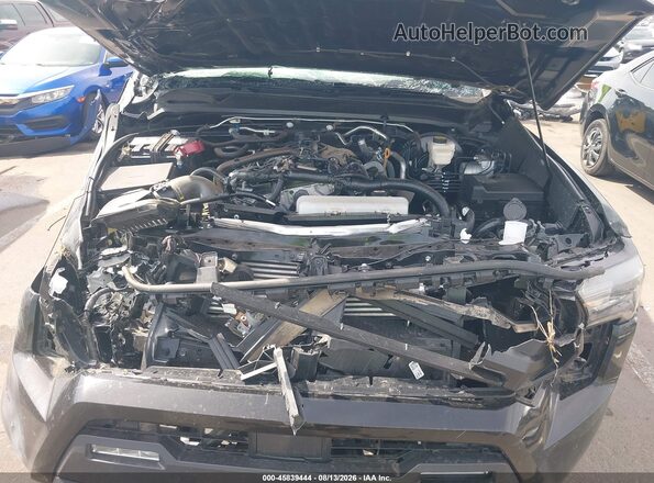 3TMLB5JN6TM265716 2026 TOYOTA TACOMA Black Widok z tyłu