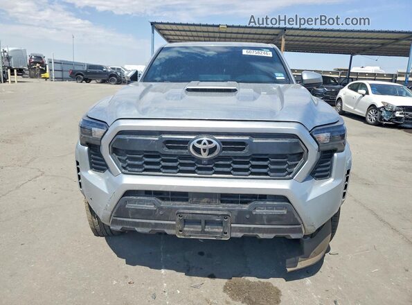 3TMLB5JN7RM087386 2024 TOYOTA TACOMA Серебряный Вид спереди