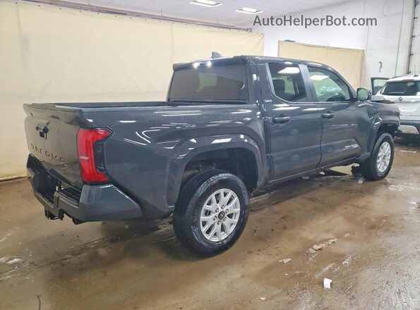 3TMLB5JN7SM194136 2025 TOYOTA TACOMA Charcoal Հետևի աջ