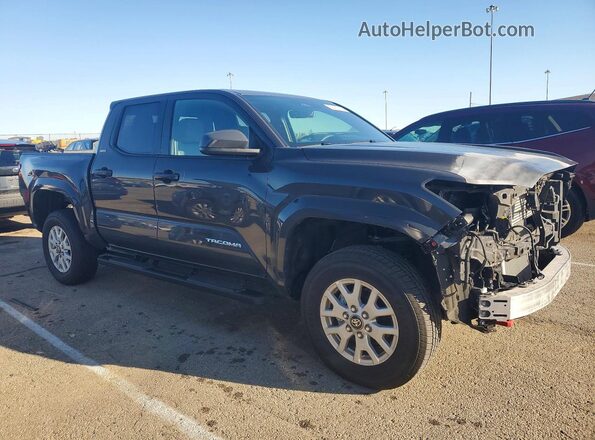3TMLB5JN7SM198140 2025 TOYOTA TACOMA Черный Передняя правая четверть