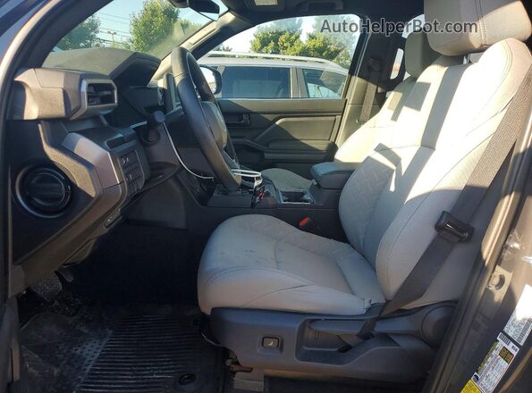 3TMLB5JN7SM198140 2025 TOYOTA TACOMA Черный Вид салона спереди