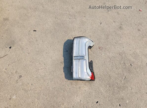 3TMLB5JN8RM041310 2024 TOYOTA TACOMA Gray Շարժիչի բաժամունքի տեսք