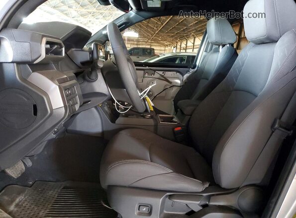 3TMLB5JN8SM166250 2025 TOYOTA TACOMA Silver Սալոնի դիմացի տեսք