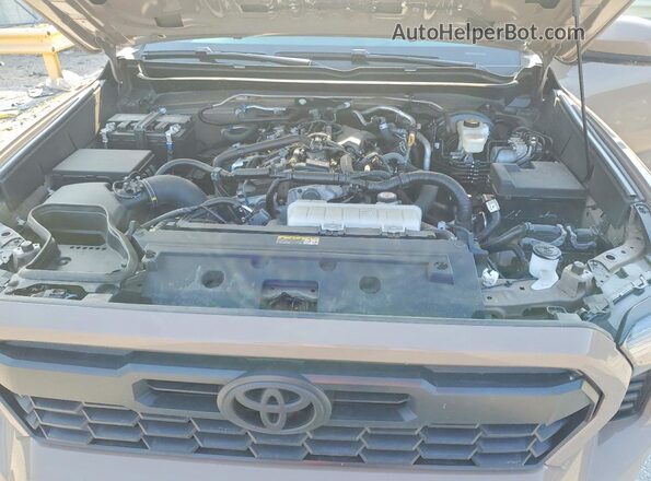 3TMLB5JN8TM213763 2026 TOYOTA TACOMA Beige Սալոնի հետևի տեսք
