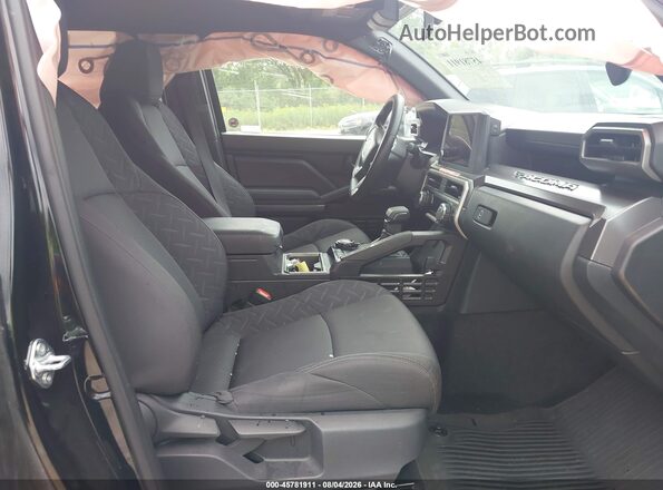 3TMLB5JN8TM228506 2026 TOYOTA TACOMA Black Vista interior delantera