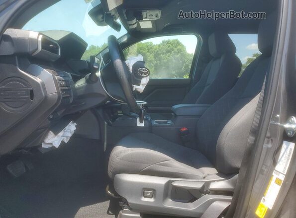 3TMLB5JN8TM238839 2026 TOYOTA TACOMA Gray Vista interior delantera