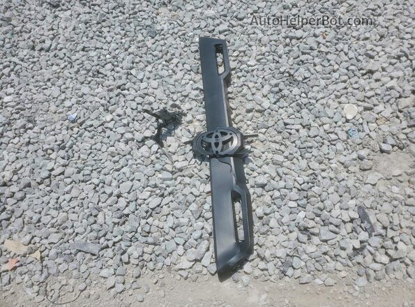 3TMLB5JN8TM238839 2026 TOYOTA TACOMA Gray Vista del compartimento del motor
