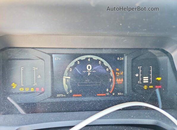 3TMLB5JN8TM243667 2026 TOYOTA TACOMA Silver ხელსაწყოთა პანელის ხედი