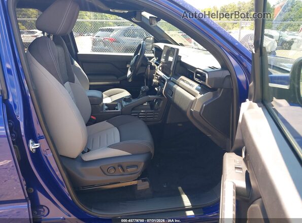 3TMLB5JN9RM026430 2024 TOYOTA TACOMA Blue Սալոնի դիմացի տեսք
