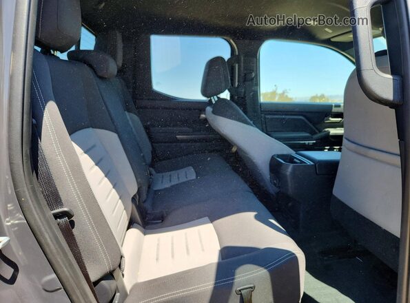 3TMLB5JN9RM044944 2024 TOYOTA TACOMA Charcoal Vista de los asientos traseros