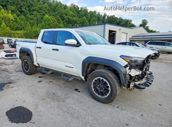 3TMLB5JN9RM045270 2024 TOYOTA TACOMA White Front right