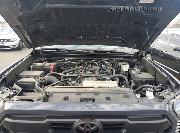 3TMLB5JN9RM082044 2024 TOYOTA TACOMA Gray Vista interior trasera