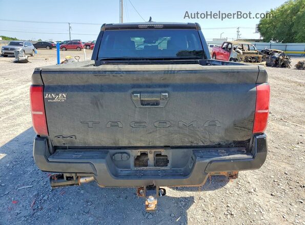 3TMLB5JNXTM223923 2026 TOYOTA TACOMA Black Հետևի տեսք