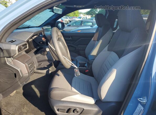 3TMLB5JNXTM238888 2026 TOYOTA TACOMA Blue Սալոնի դիմացի տեսք