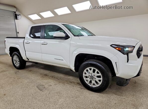 3TMLB5JNXTM245386 2026 TOYOTA TACOMA White Przód prawy
