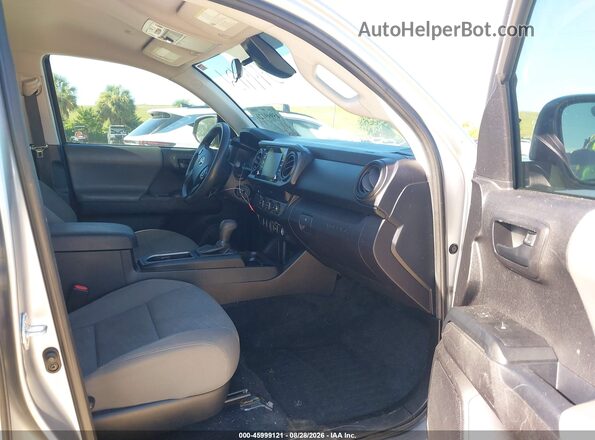 3TYAX5GN0MT019640 2021 TOYOTA TACOMA Silver Вид салону спереду