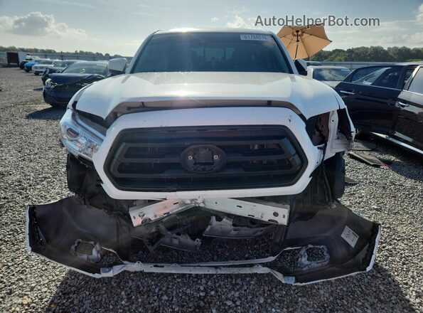 3TYAX5GN1NT067052 2022 TOYOTA TACOMA Белый Вид спереди