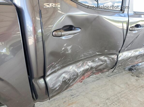 3TYAX5GN1PT072318 2023 TOYOTA TACOMA Gray Vista de los asientos traseros