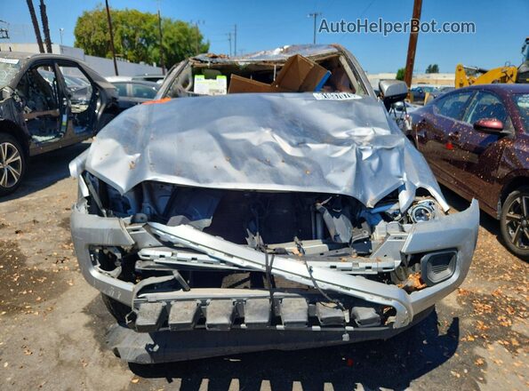 3TYAX5GN5NT037388 2022 TOYOTA TACOMA Silver Դիմացի տեսք