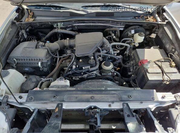 3TYAX5GN6MT015141 2021 TOYOTA TACOMA Silver Սալոնի հետևի տեսք