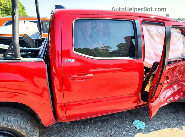 3TYAX5GN9NT049558 2022 TOYOTA TACOMA Red Հետևի նստատեղերի տեսք