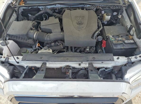 3TYAZ5CN9MT012198 2021 TOYOTA TACOMA White Вид задньої частини салону