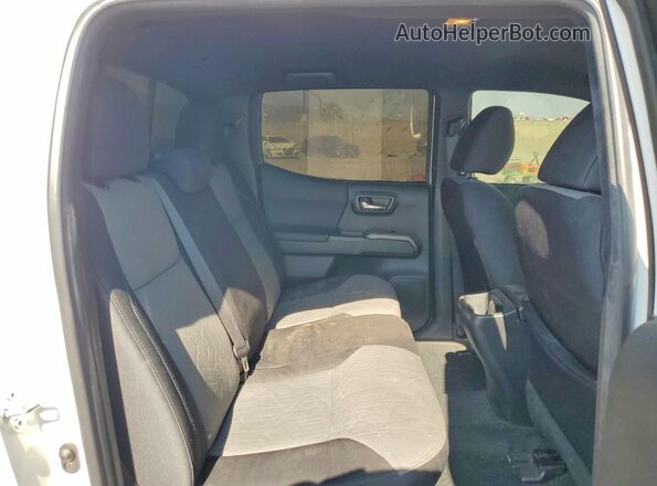3TYCZ5AN0NT088227 2022 TOYOTA TACOMA White Rear seats view