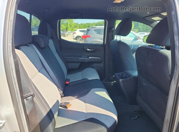 3TYCZ5AN1PT115230 2023 TOYOTA TACOMA Silver Вид задніх сидінь