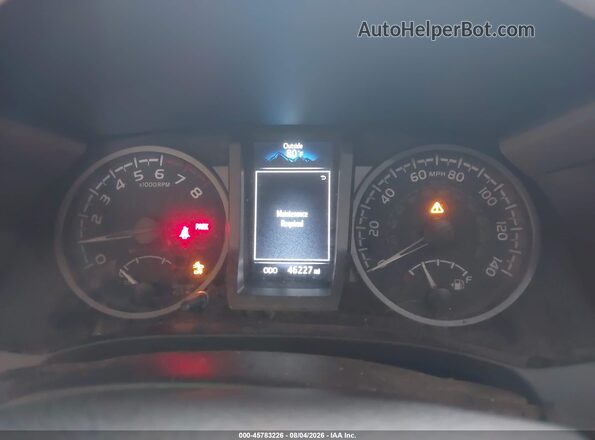 3TYCZ5AN2PT110392 2023 TOYOTA TACOMA Серебряный Вид задних сидений