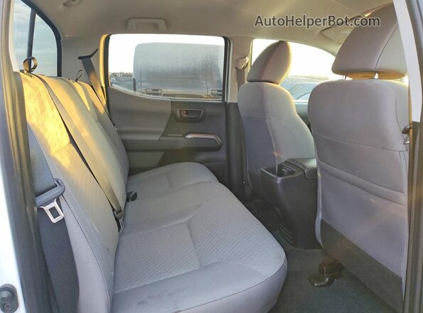 3TYCZ5AN3PT174022 2023 TOYOTA TACOMA White Հետևի նստատեղերի տեսք