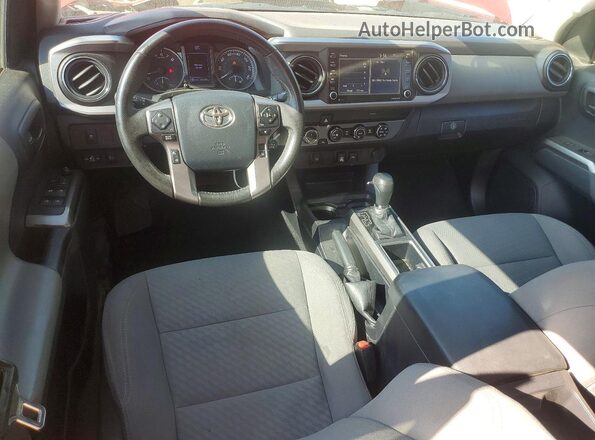 3TYCZ5AN5LT005260 2020 TOYOTA TACOMA Красный Вид панели приборов