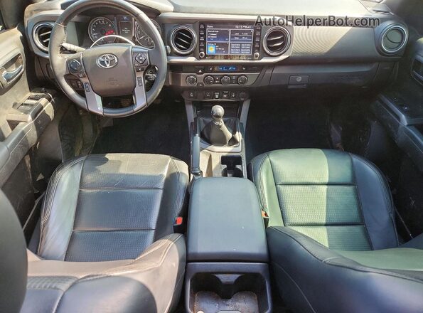 3TYCZ5AN6NT104561 2022 TOYOTA TACOMA Silver Vista del salpicadero