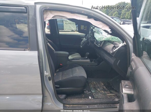 3TYCZ5AN7MT020876 2021 TOYOTA TACOMA Gray Widok wnętrza z przodu