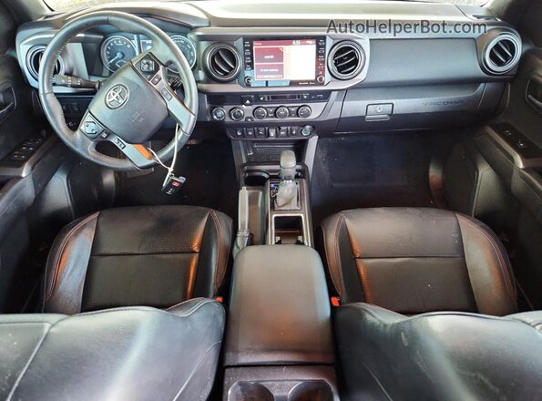 3TYCZ5AN7PT168661 2023 TOYOTA TACOMA Черный Вид панели приборов