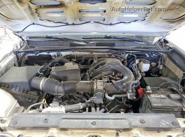 3TYCZ5AN9MT051207 2021 TOYOTA TACOMA White Vista interior trasera