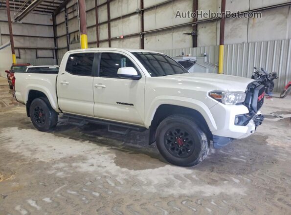 3TYCZ5AN9NT093684 2022 TOYOTA TACOMA White Delantero derecho