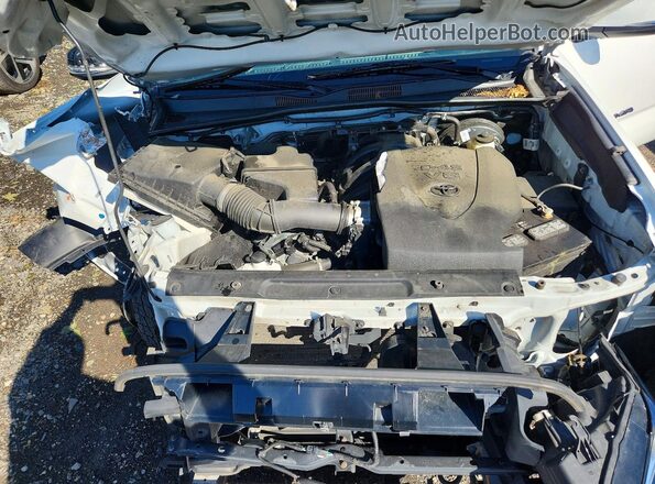 3TYCZ5ANXNT061004 2022 TOYOTA TACOMA White Սալոնի հետևի տեսք