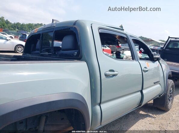3TYCZ5ANXNT076554 2022 TOYOTA TACOMA Gray Vista interior trasera